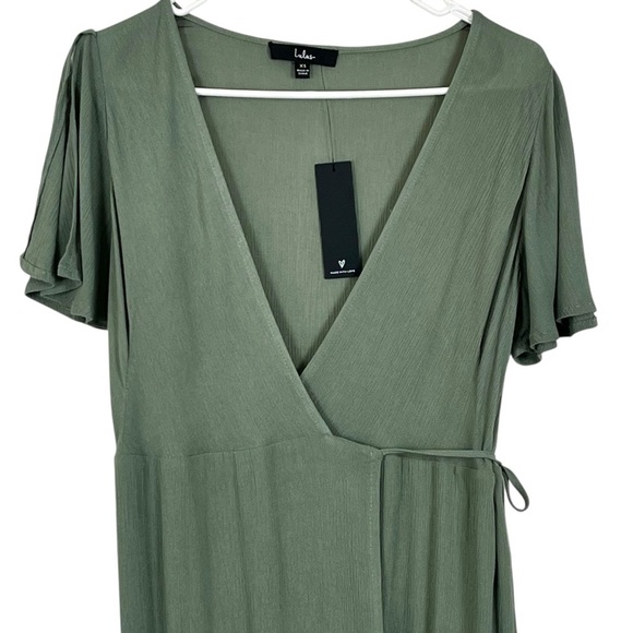 NWOT Lulus Sage Green Maxi Wrap Around Dress Feminine Soft Girl Romantic Size XS - Picture 4 of 12